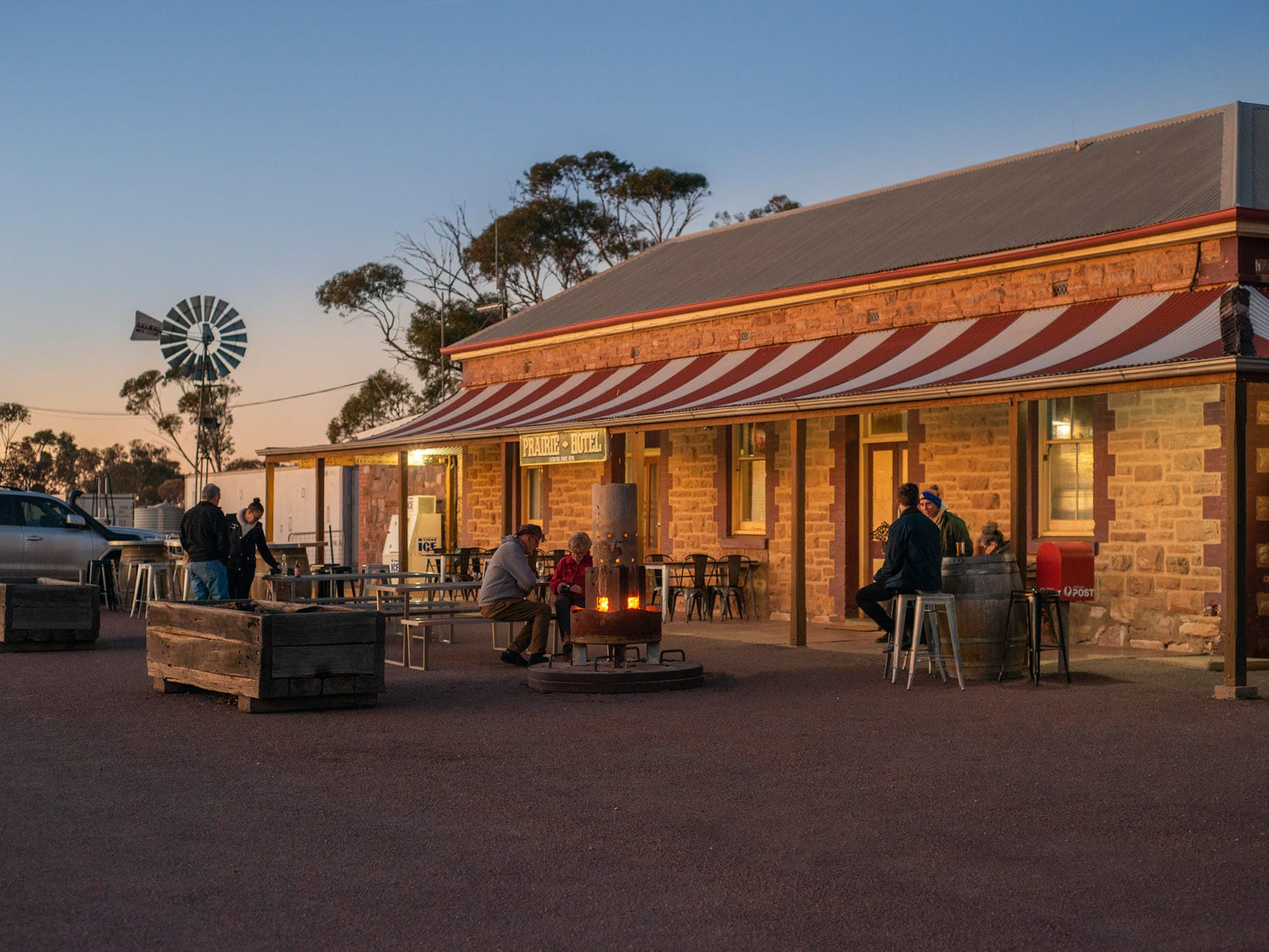 Flinders Ranges And Oitback Prairie Hotel Heidi Lewis 47
