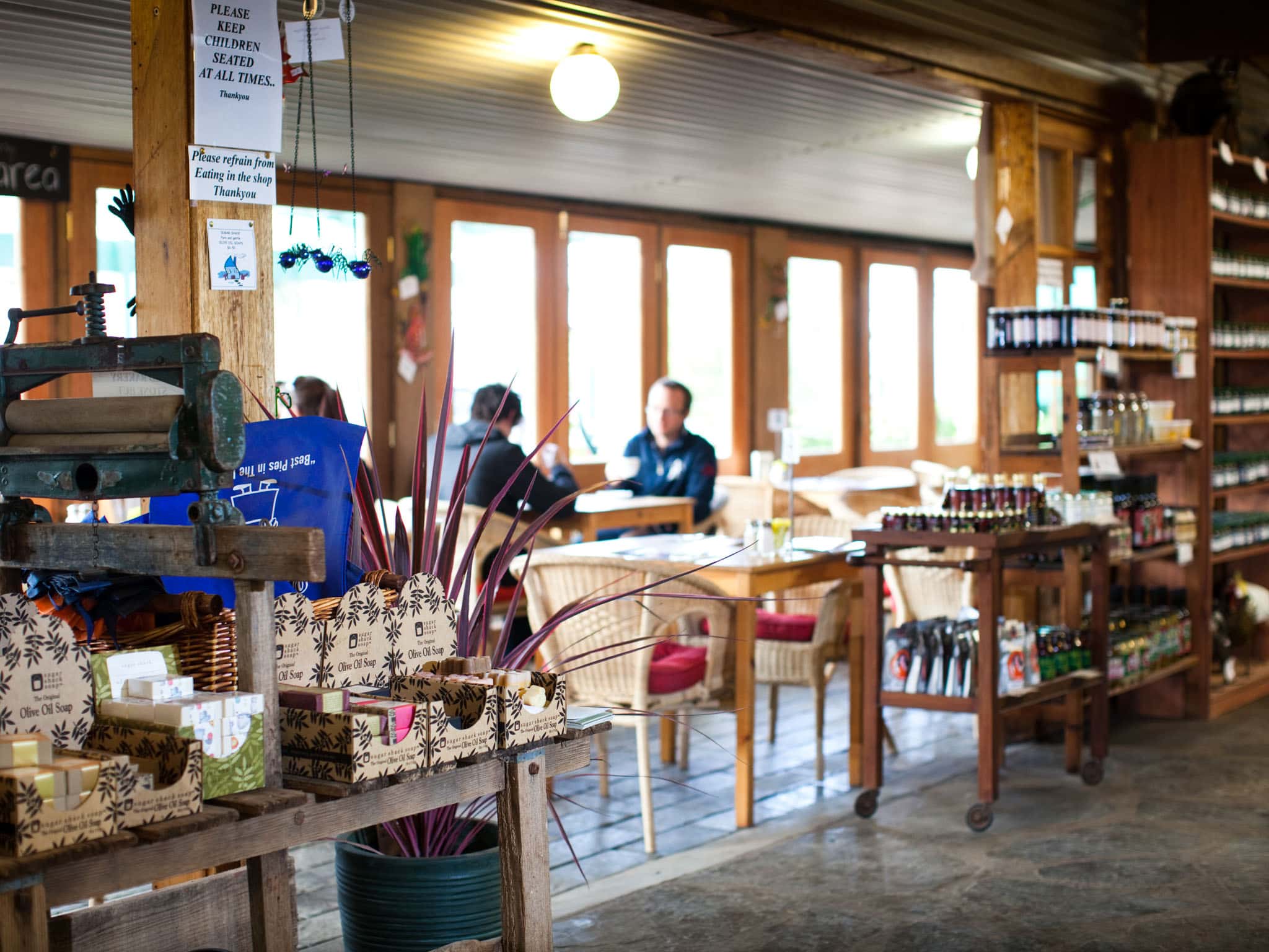 Stone Hut Bakery Opening Hours