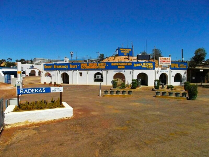 Front entry of Radeka Downunder Underground Motel